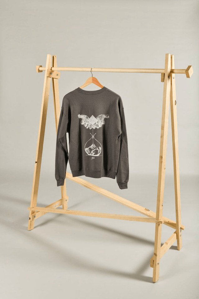 Sweat gris Hanes seconde main – Sérigraphié Œuvre Main en Sablier 