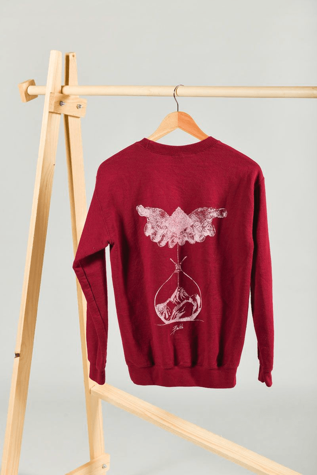 Sweat rouge Gildan seconde main sérigraphié – Œuvre main en sablier