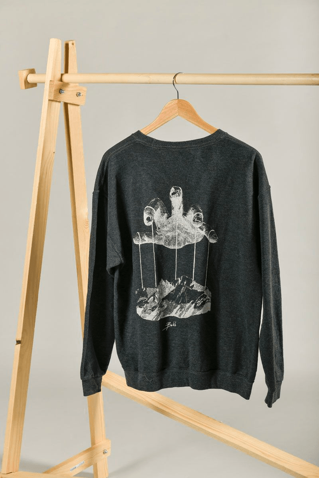 Sweat gris Fruit of the loom seconde main sérigraphié – Œuvre montagne pantin
