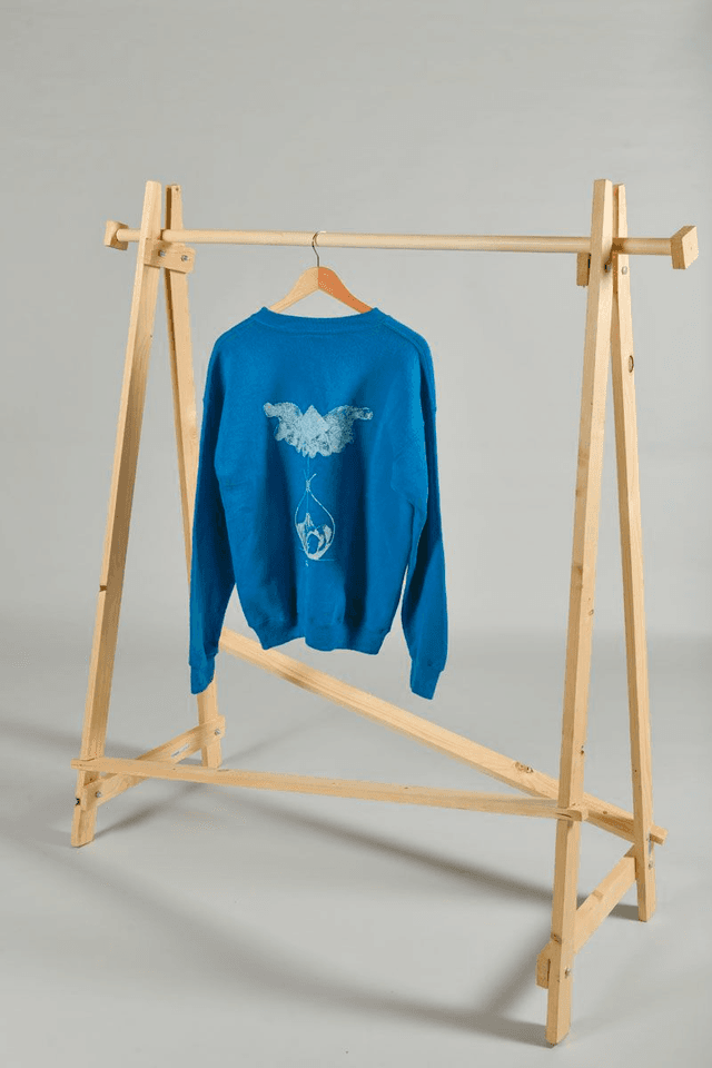 Sweat bleu LEE seconde main sérigraphié – Œuvre main en sablier